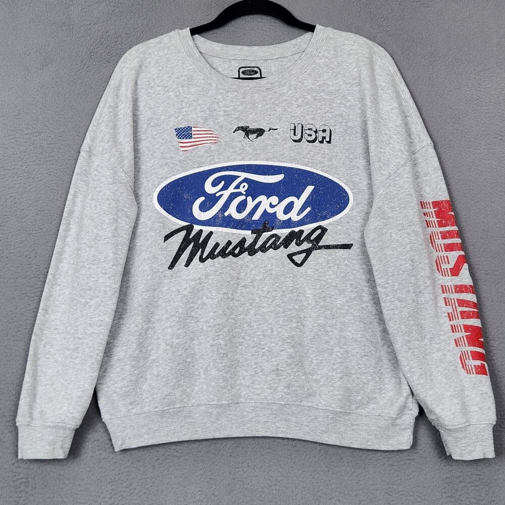 Ford Sweatshirt Mens Medium Gray Mustang USA Flag Graphic Pullover Fleece